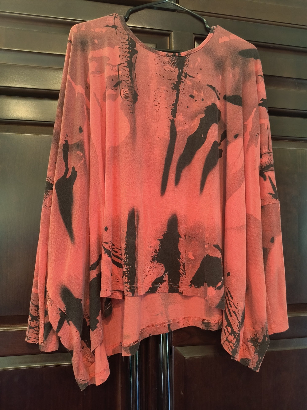 Women's Coral Pink Abstract Print Flow Top